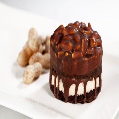 YER FISTIK. ÇİKOL.